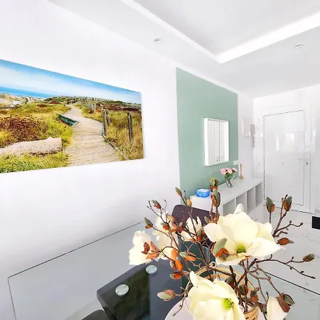 Atalaya Court Адехе