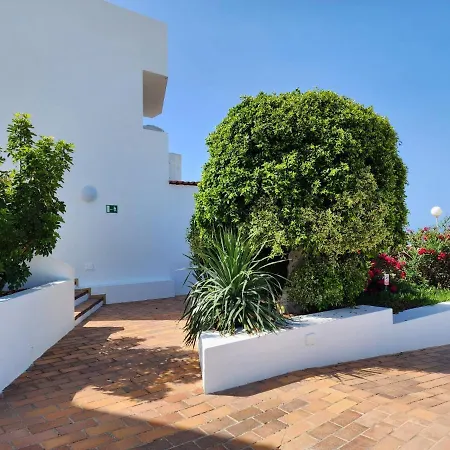 Отель Atalaya Court Адехе